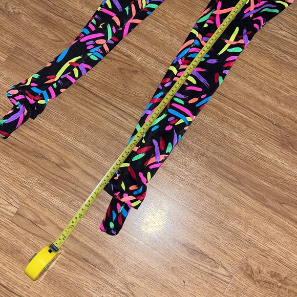 π‘π΅β’β€οΈ Dive Goddess x Retro Neon Vibes β€οΈβ’π‘π΅ - Picture 13 of 15